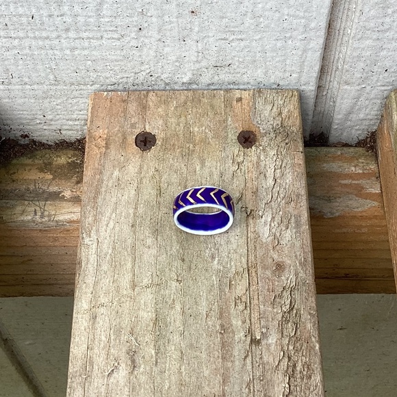 NEW Anthropologie porcelain RING gold paint handmade BAND 7.5 - Picture 2 of 3